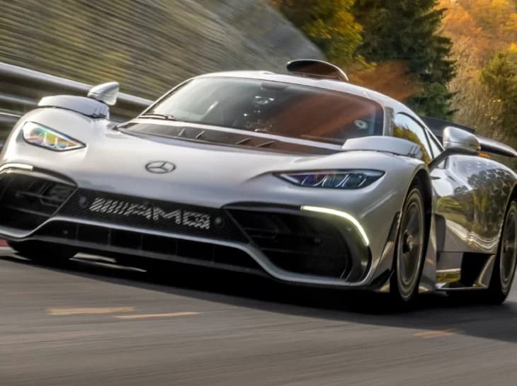Mercedes-AMG One bate o recorde de Nurburgring