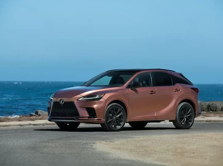 RX 500h quer marcar nova fase da Lexus no Brasil