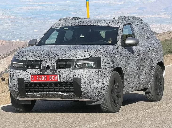Renault Duster: nova geração é flagrada em testes
