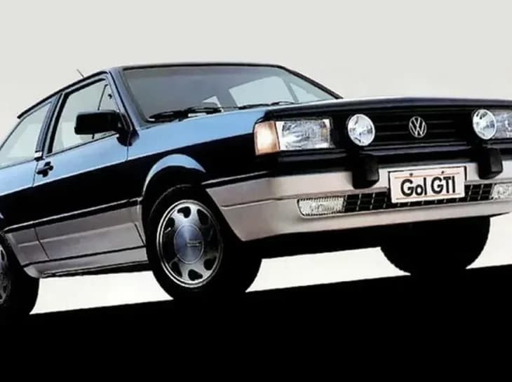 Carros dos anos 90 que ainda despertam interesse!