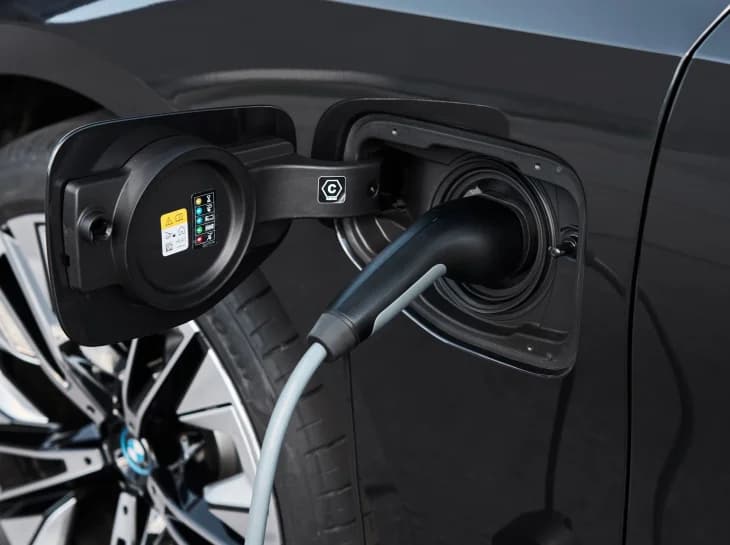 Híbridos e elétricos são analisados pela Anfavea