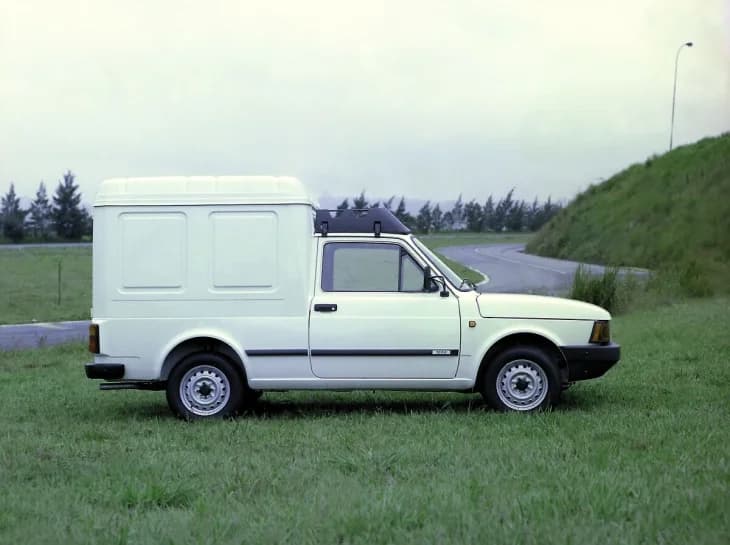 Carro mais velho feito no Brasil completa 45 anos