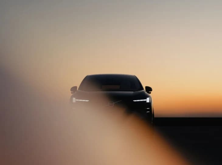 Volvo EX60: SUV elétrico com 800 km de autonomia
