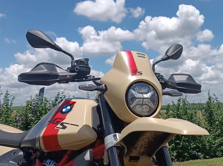 A BMW R 12 G/S custa R$ 105 mil. Essa conta fecha?