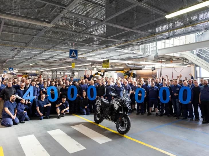 BMW chega a 4 milhões de motos feitas em Berlim