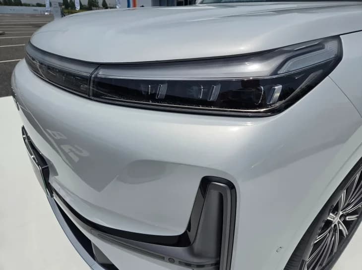 SUV com IA é arma da Geely contra Wey 07