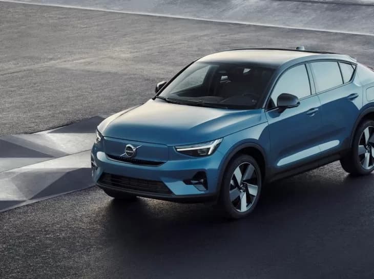 SUV elétrico Volvo C40 chega ao Brasil em 2022