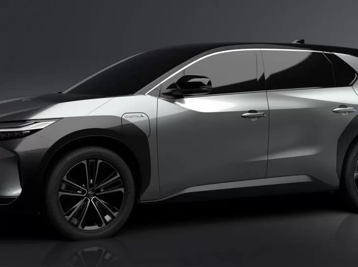 SUV elétrico da Toyota chegará ao Brasil até 2024