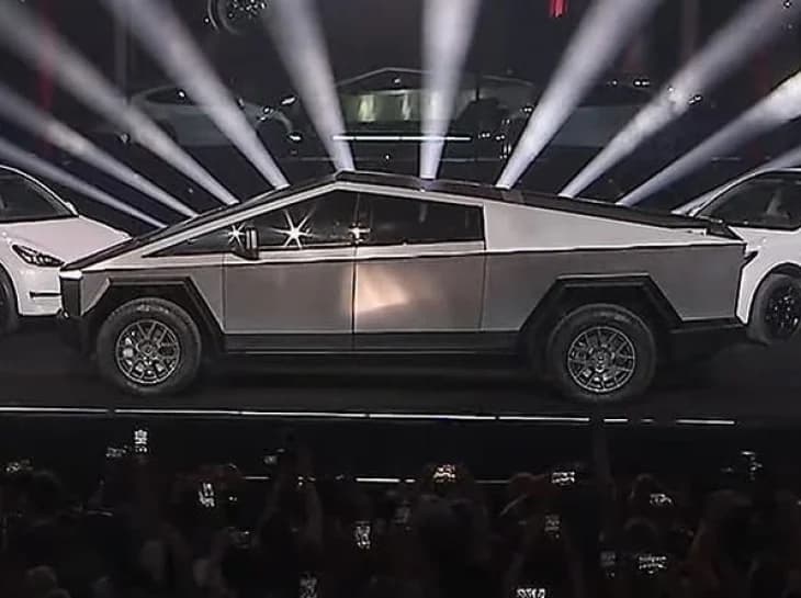 Elon Musk sabe o que não quer: elétrico básico