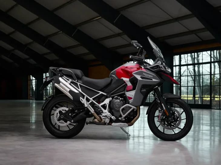 Triumph Tiger 1200 tem descontaço em maio