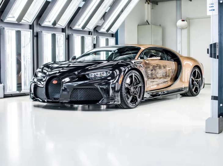 Bugatti lançará seu primeiro híbrido em junho