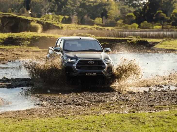 Toyota Hilux tem desconto de mais de R$ 70 mil