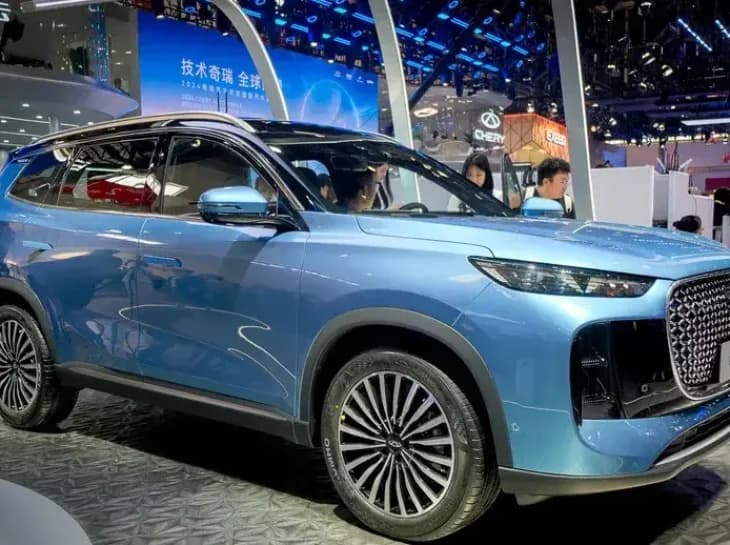 Chery Tiggo 8 atualizado é registrado no Brasil