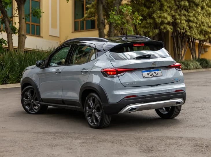 Fiat lança Fastback e Pulse híbridos
