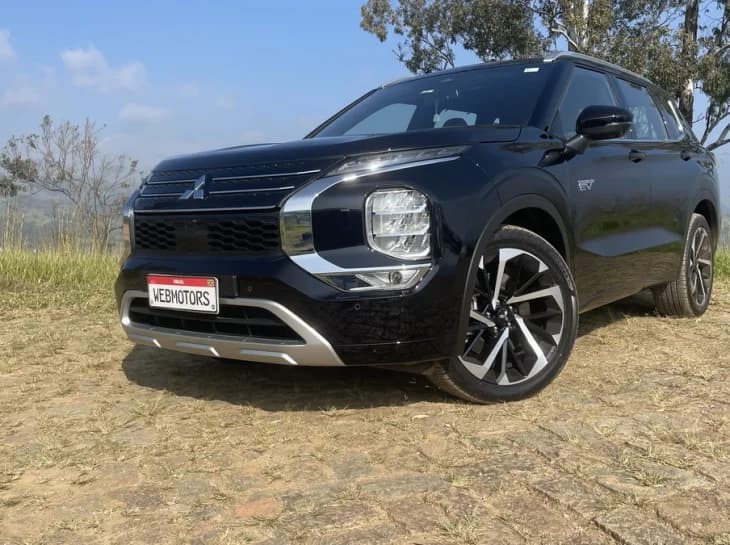 SUV da Mitsubishi tem desconto de até R$ 30 mil