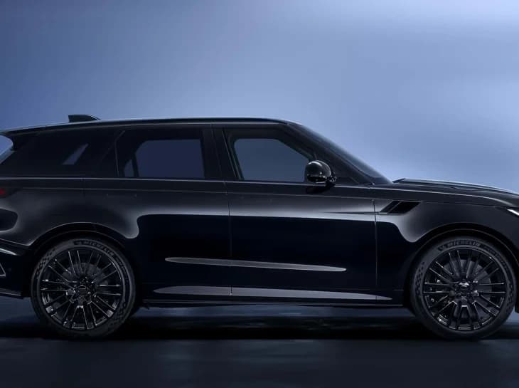 Range Rover Sport mostra o lado negro da força