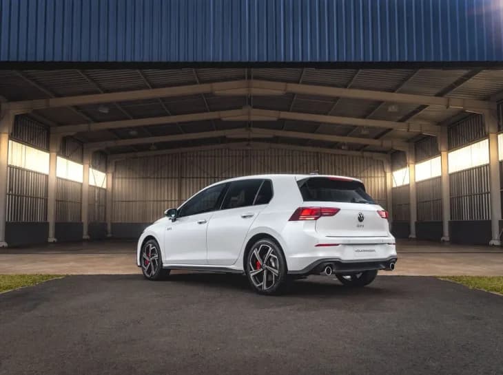 Volkswagen Golf GTI: 50 anos de uma lenda