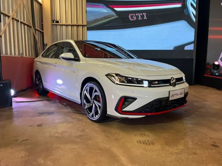 Volkswagen baixa o preço do Jetta GLI