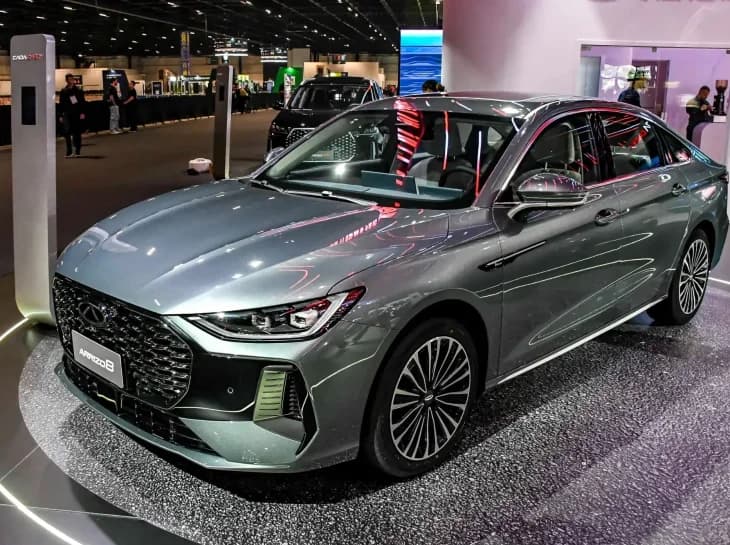 Caoa Chery mostra futuro rival de Corolla e King