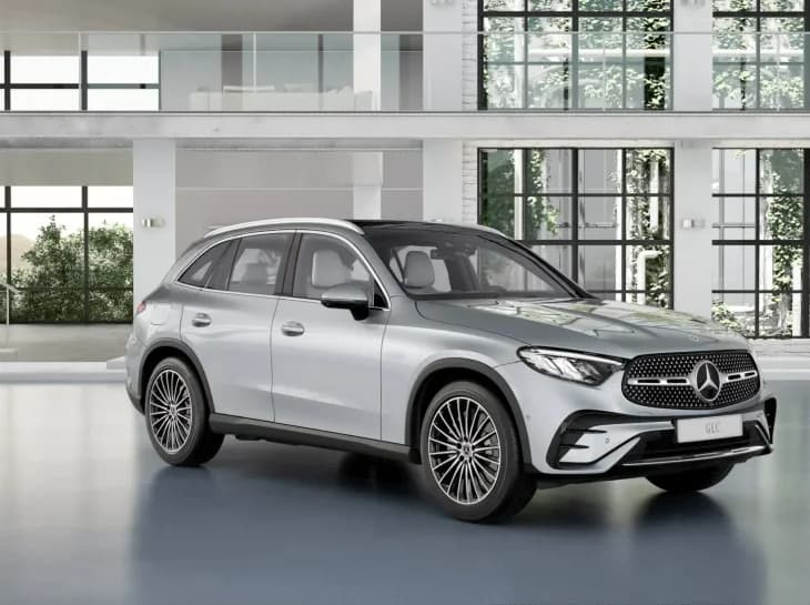Mercedes GLC 300 estreia com novidade audível