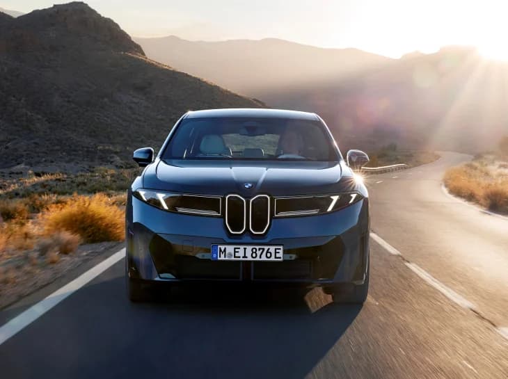 Impressões ao dirigir: BMW iX3 50 xDrive