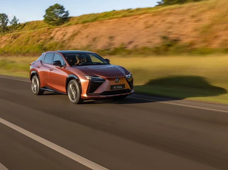 Primeiro elétrico da Lexus já está disponível