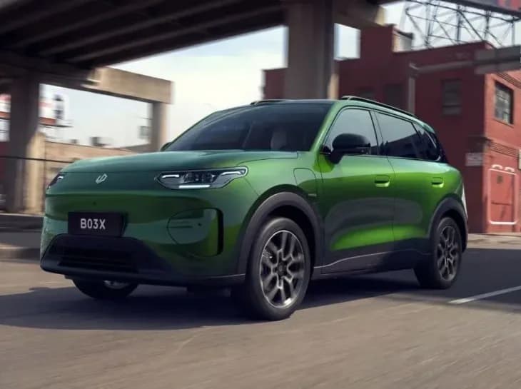 T-Cross da Leapmotor, B03X estreia na Europa