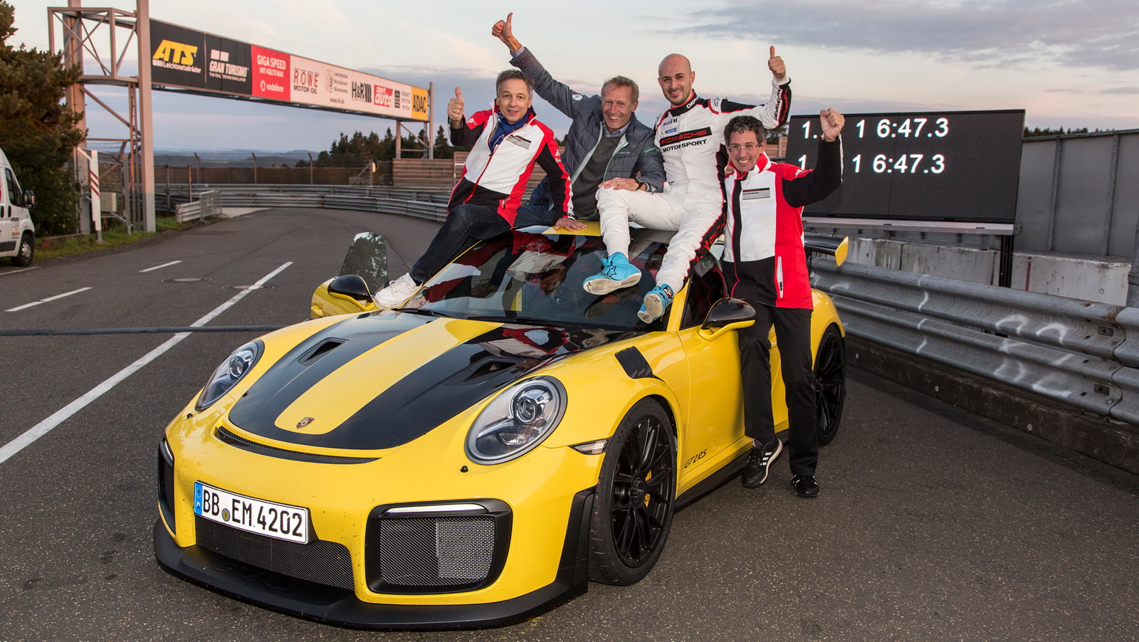 2018 porsche 911 gt2 rs nurburgring record