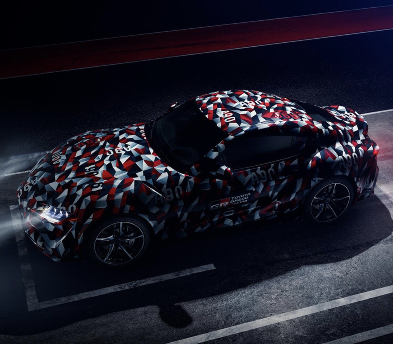 Toyota publicou um 'teaser' do novo Supra, que será exibido no Festival de Goodwood 2018