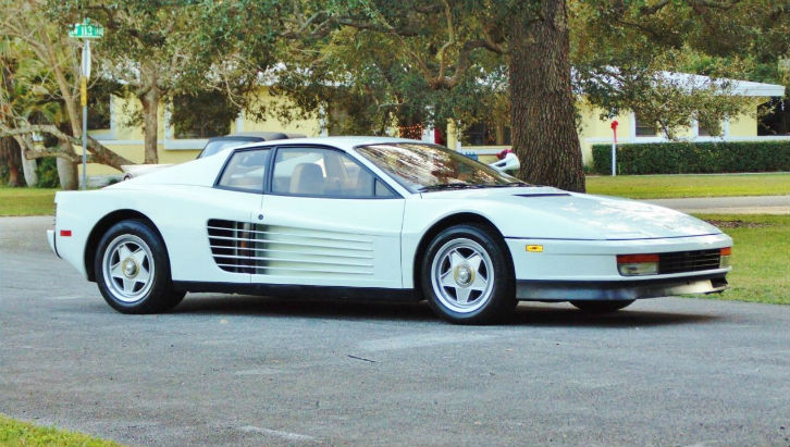 Ferrari Testarossa Miami Vice