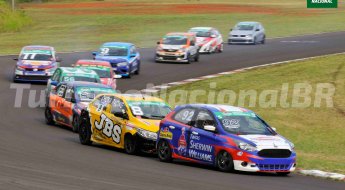 Carros e Corridas Sena Jr. encara final da Turismo Nacional