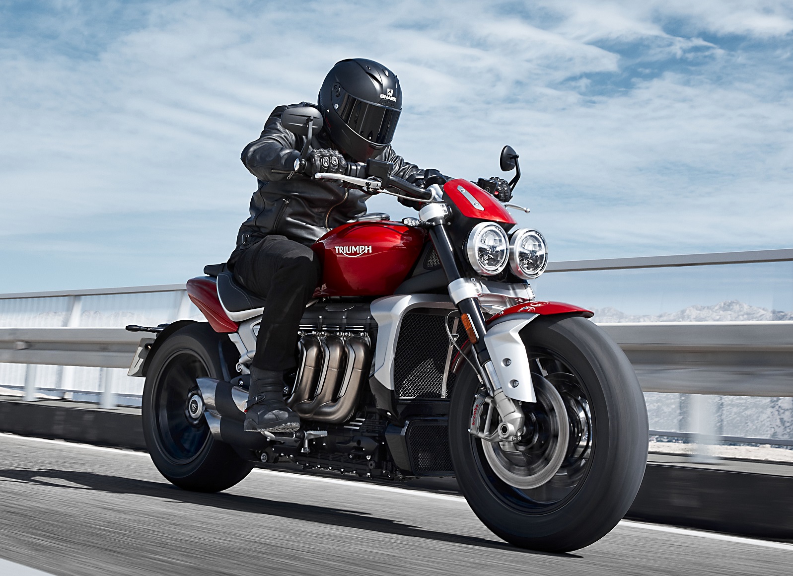 2. Triumph Rocket 3 R