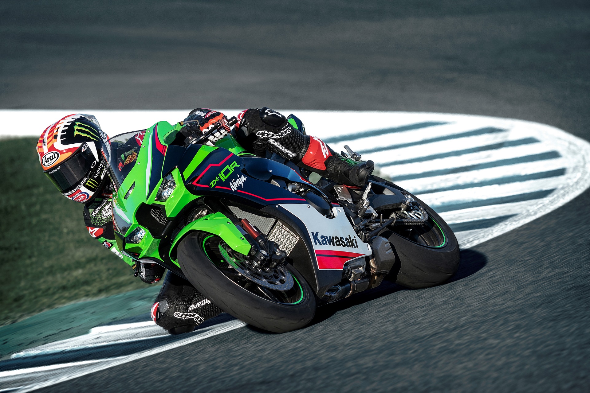 2. Kawasaki Ninja Zx 10r 2022