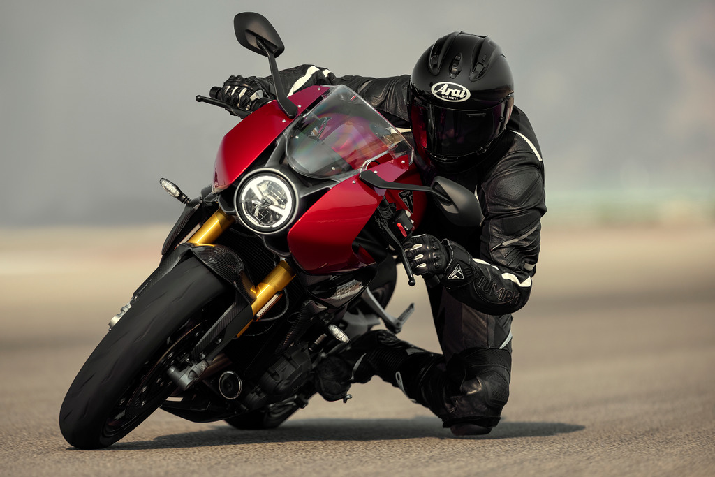 Triumph Speed Triple Rr (5)