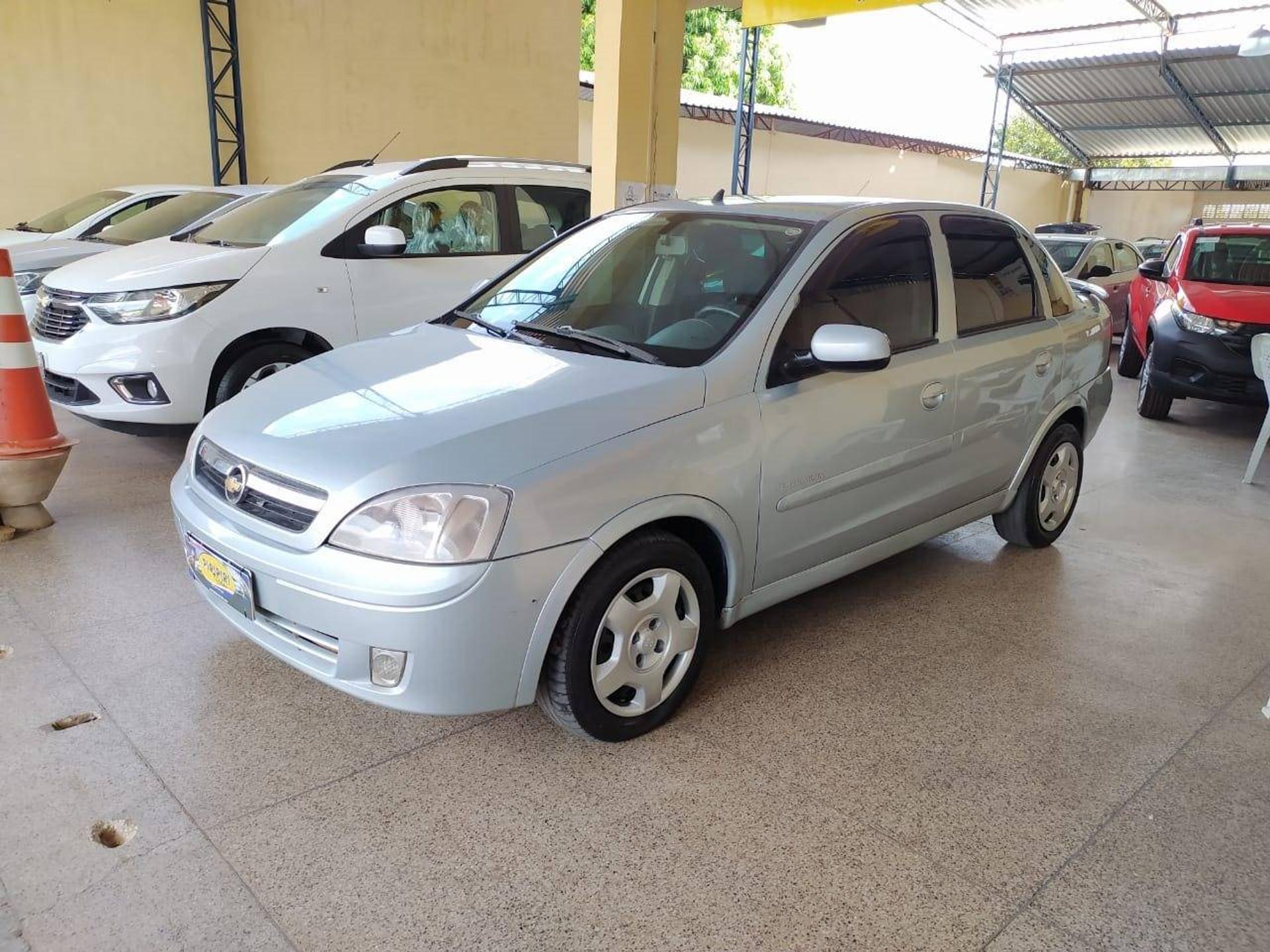 Comprar Sedan Chevrolet Corsa Sedan 1.4 4P Premium Flex Prata 2008