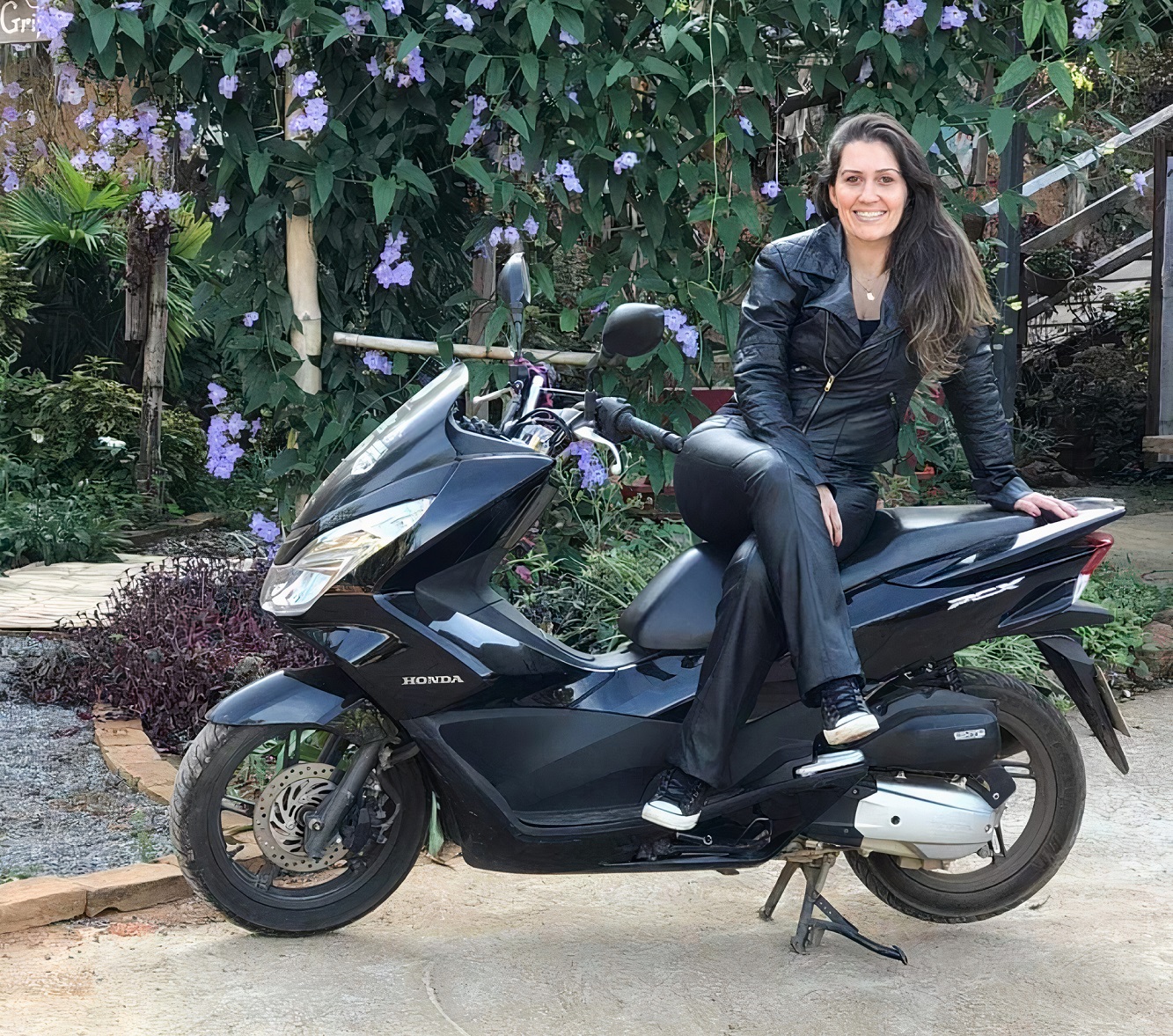 Mulheres e suas motos: uma relação prá lá de especial