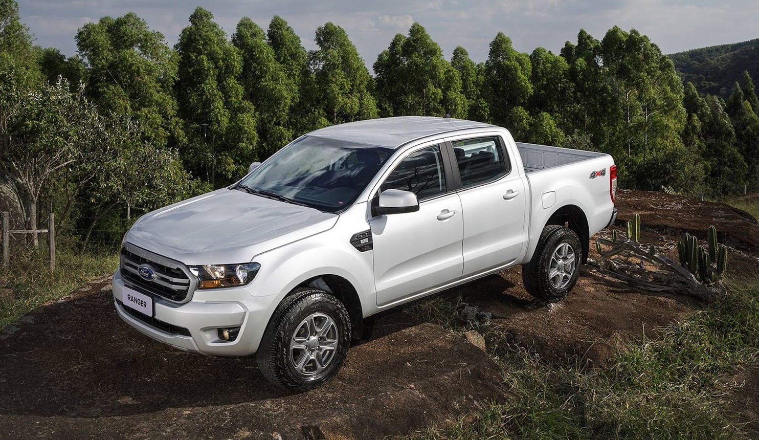 Ford Ranger Xls é Equipada Com Tração 4x4 Com Reduzida] Copia