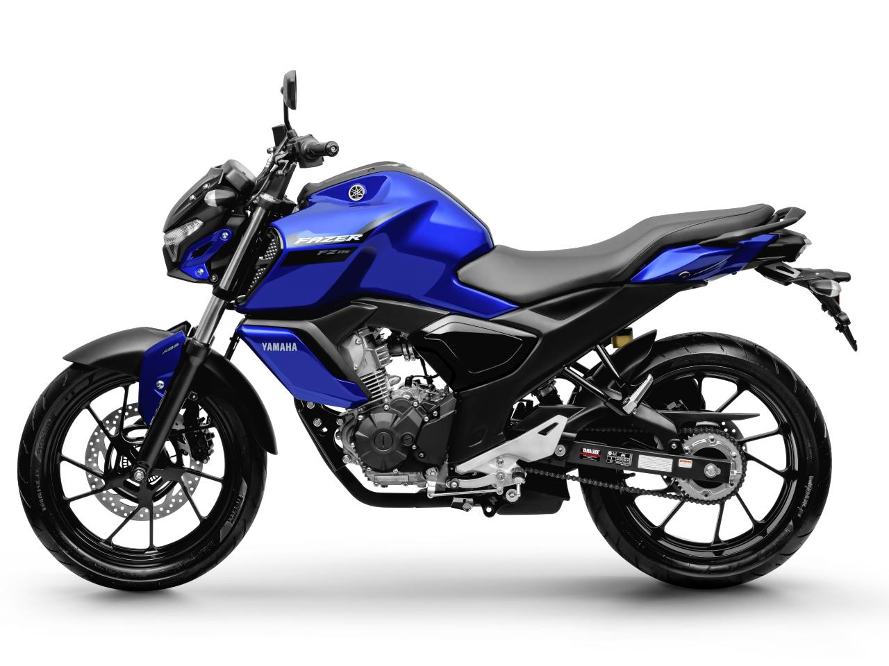  Yamaha Fz15 tem visual extremamente bem-resolvido que sugere ser uma moto de porte maior.