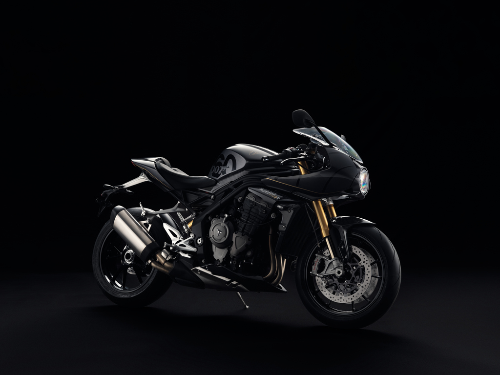 Triumph Speed Triple 1200 Rr Bond Edition (5)