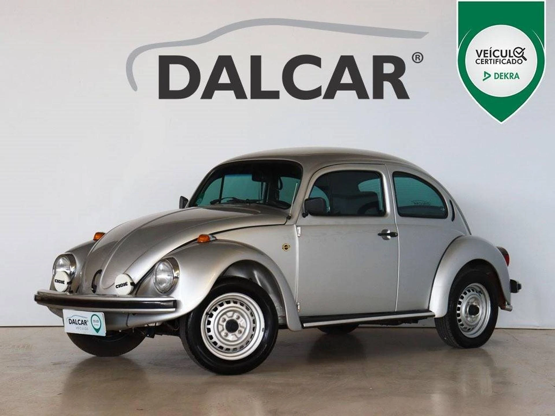 Volkswagen Fusca 1.6 Serie Ouro 8v Gasolina 2p Manual Wmimagem09132344415