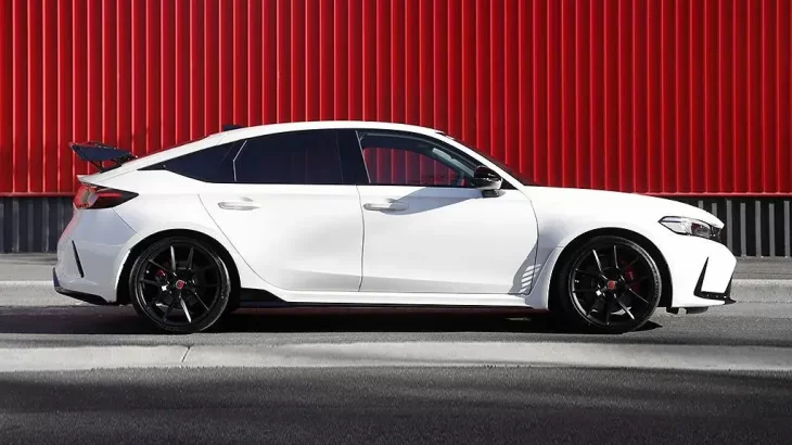 Honda Civic Type R: Aceleramos esse carro esportivo na Webmotors