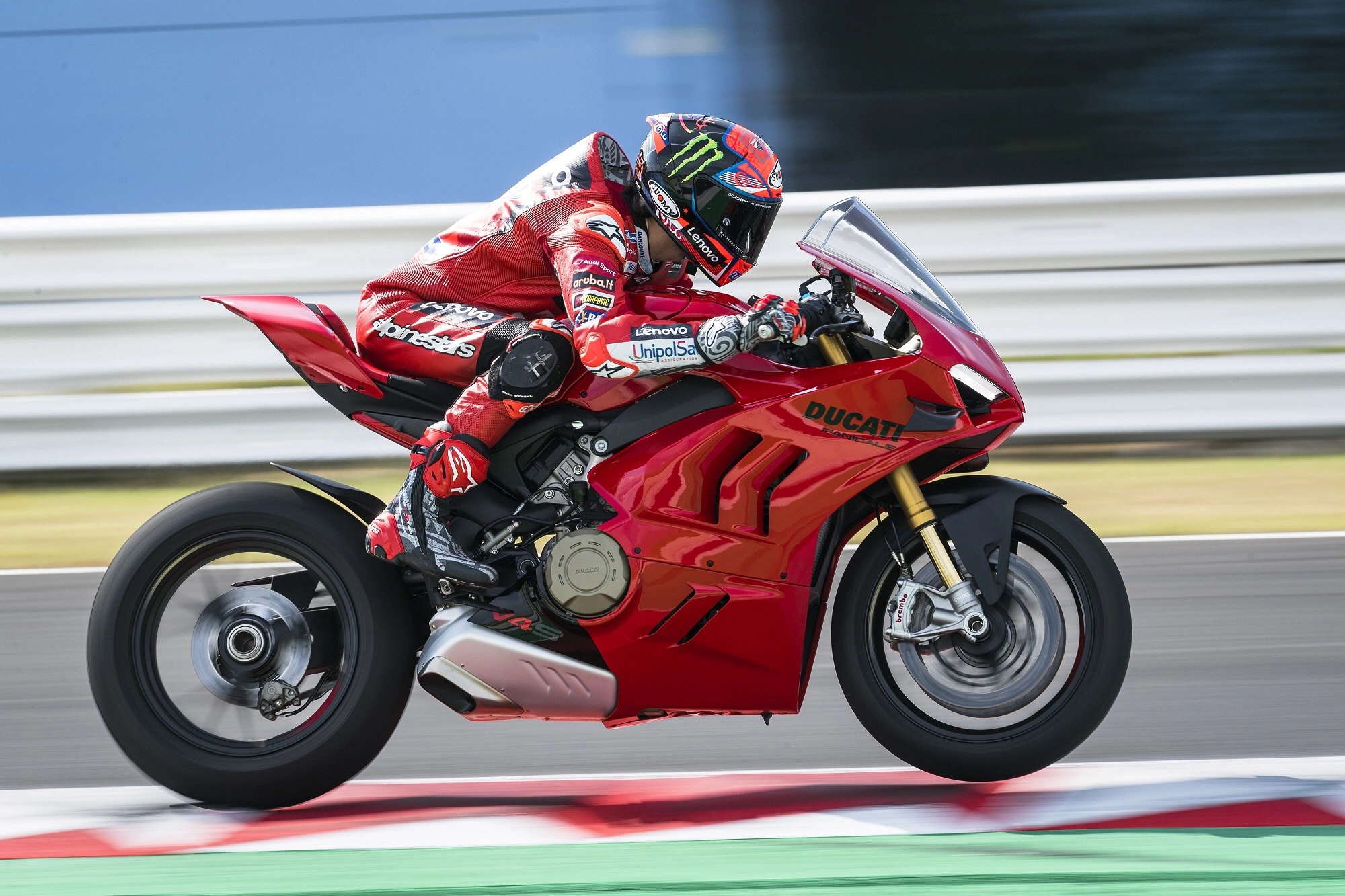 Ducati Panigale V4s 2023 2