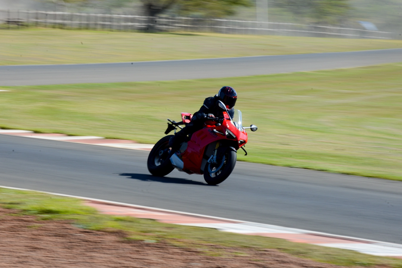 Ducati Panigale V4 S 2023