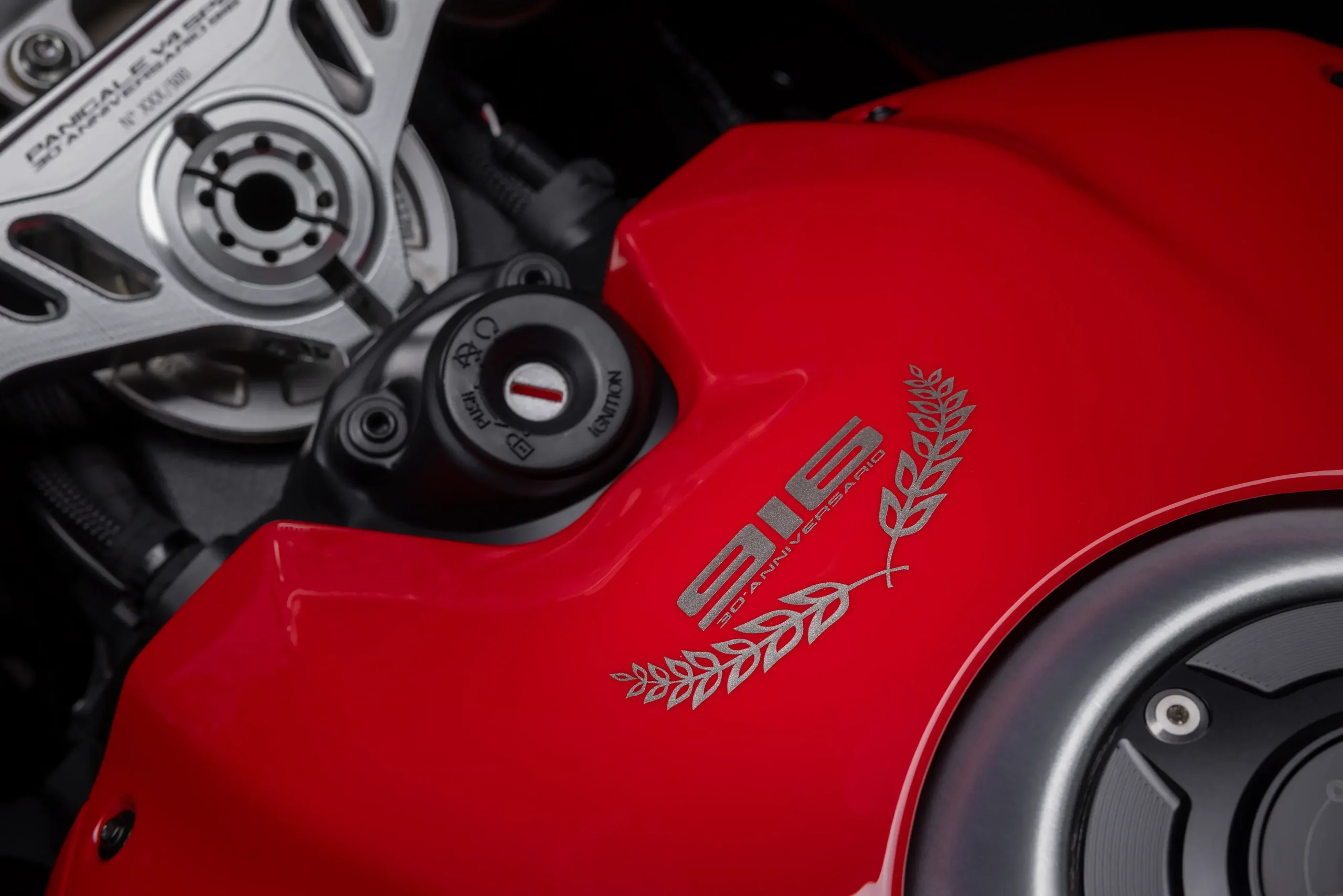 Ducati Panigale V4 Sp 30 Anniversario (4)