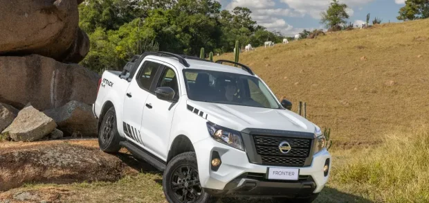 Nissan Frontier Attack 1090