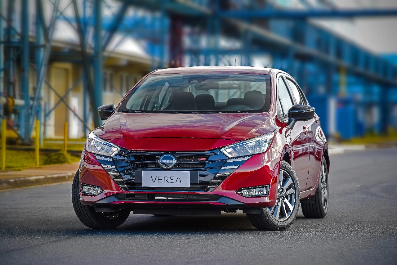 Nissan Versa SR: detalhes e preço a versão esportivada do sedã