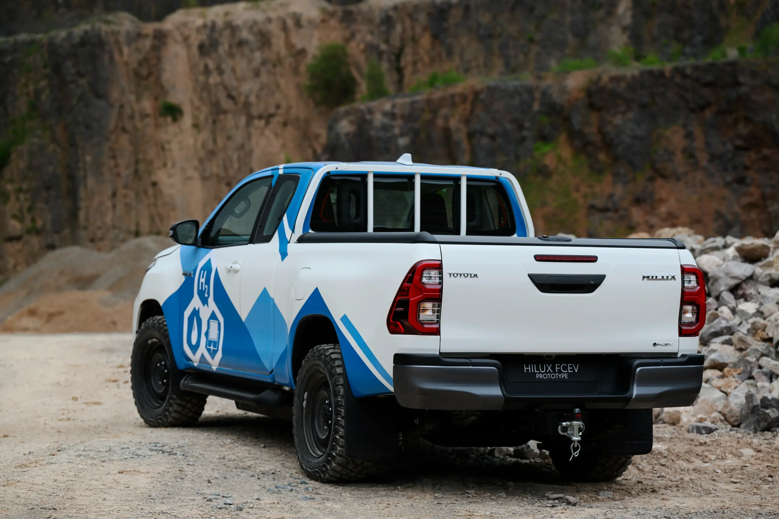  2024 Toyota Hilux Fcev Prototype Dpl Static 020