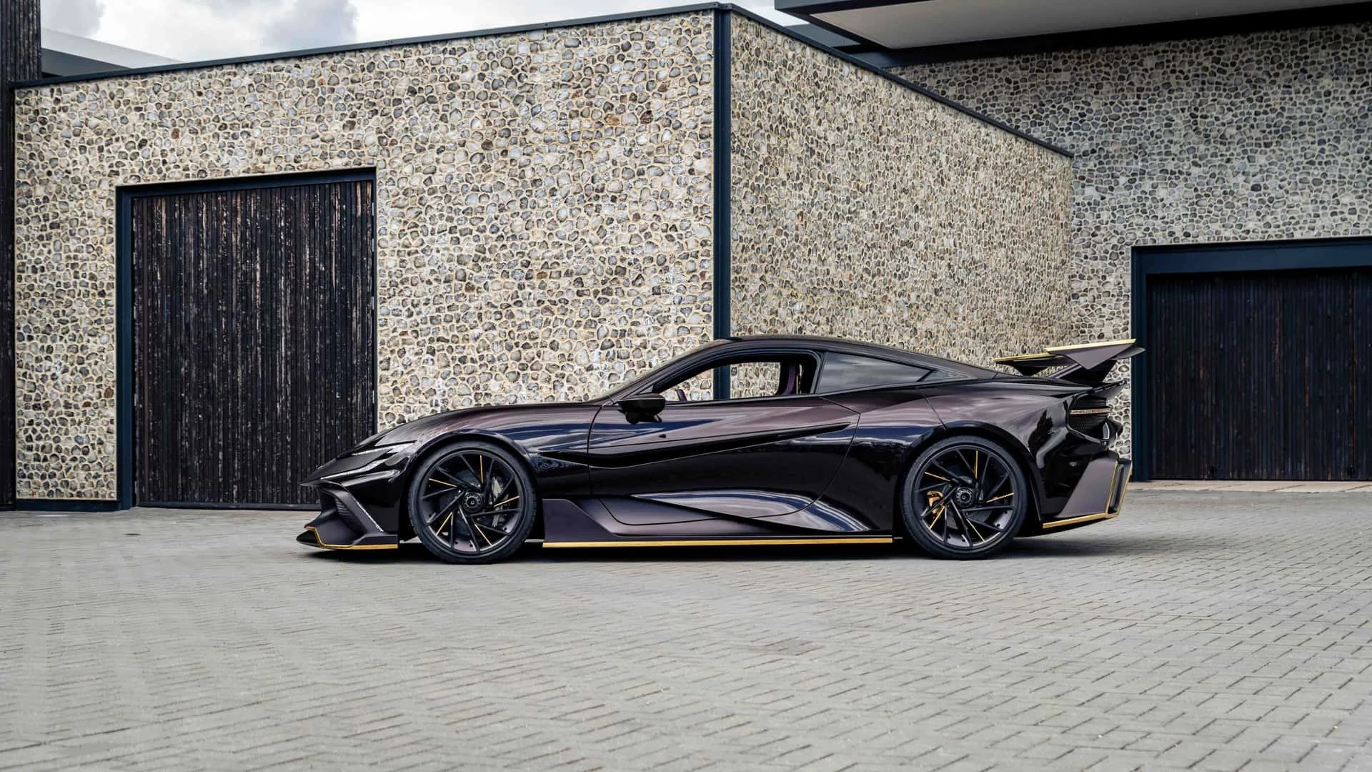 Naran Hyper Coupé F2