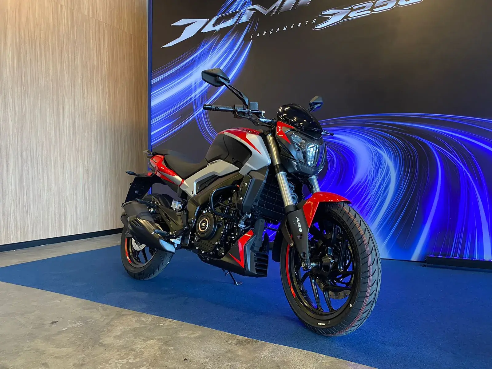 Bajaj Dominar 250 2024 (2)