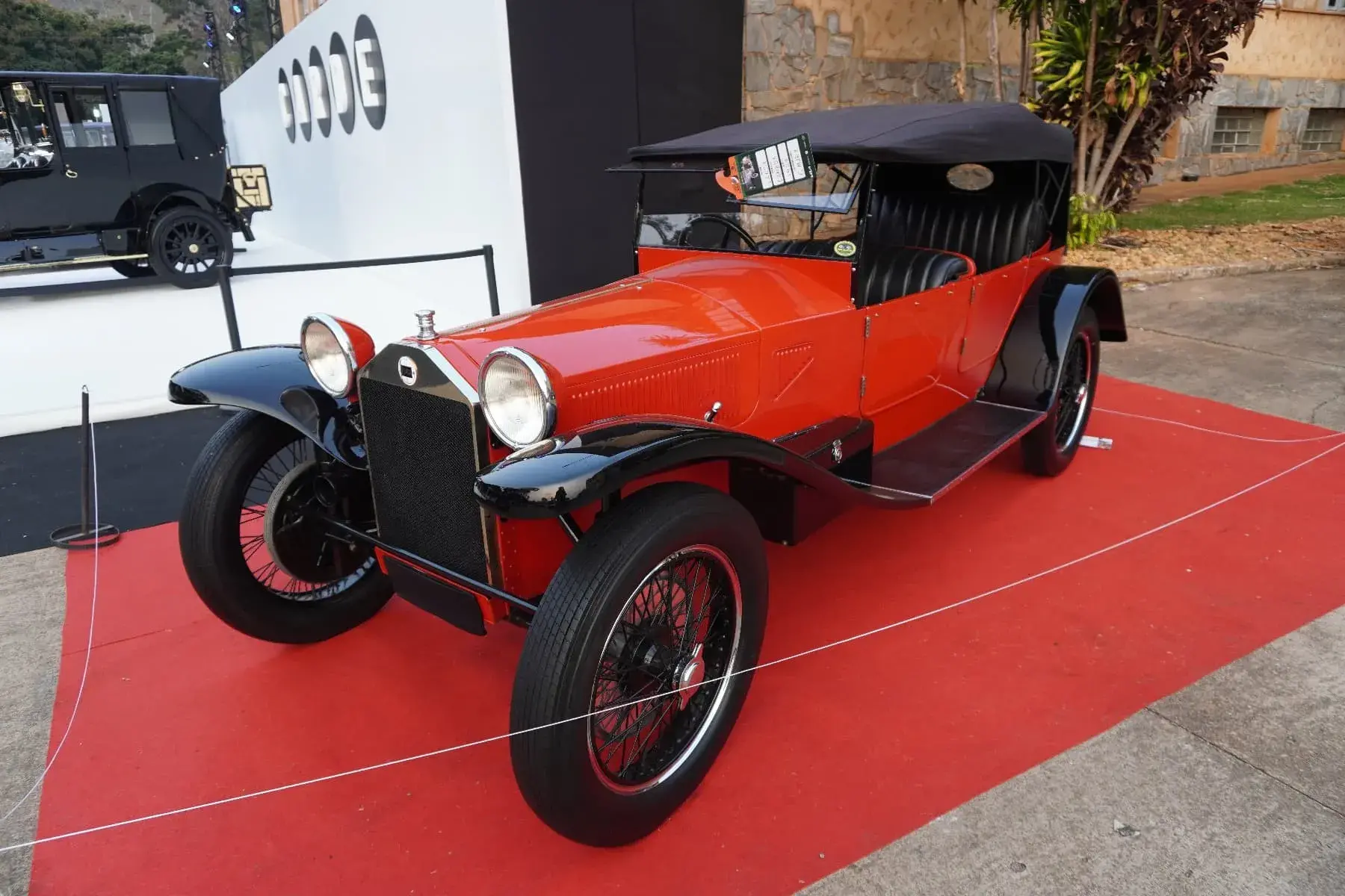 Lancia Lambda 1927 (1)